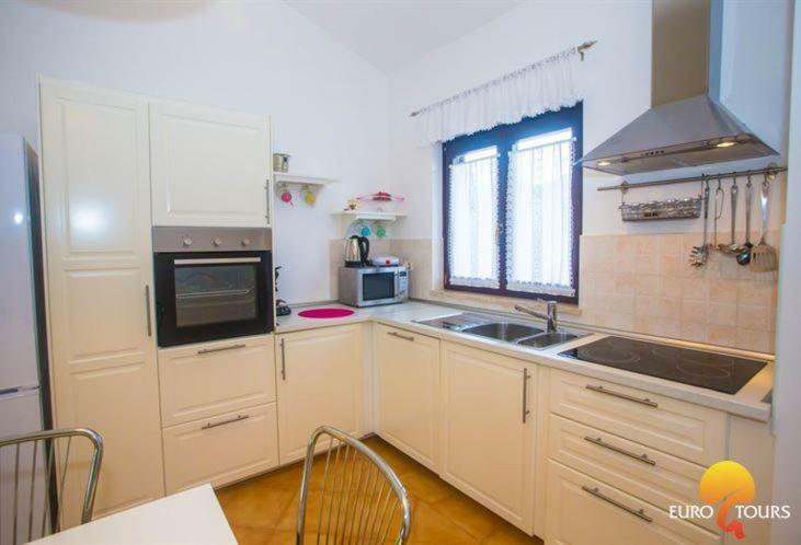 Holiday Home Marina Kaštelir Extérieur photo