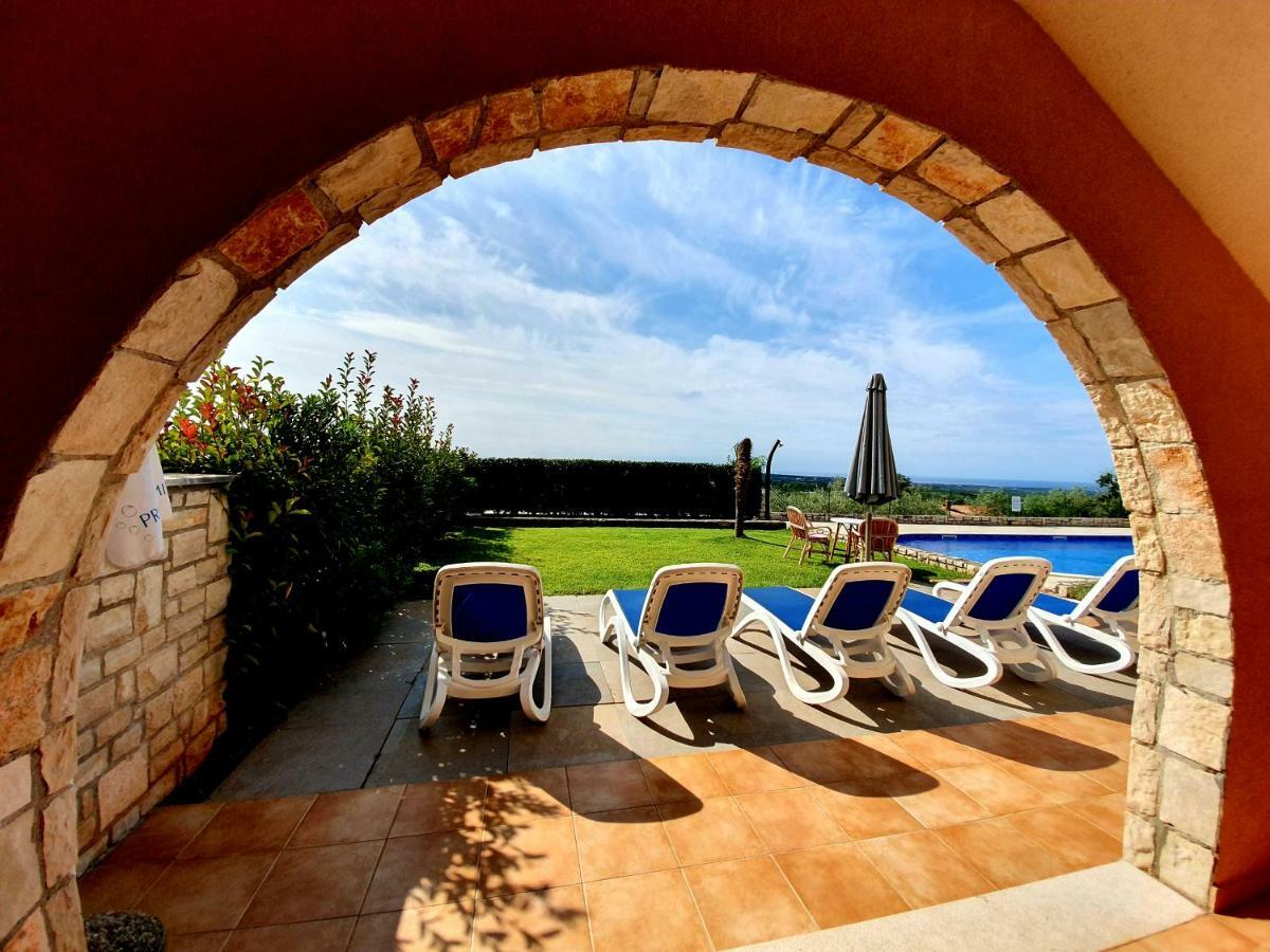 Holiday Home Marina Kaštelir Extérieur photo